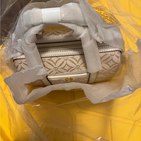 Michael Kors Travel Small Mini Duffle Crossbody Handbag Purse (Pale Gold Multi) - Picture 4 of 6